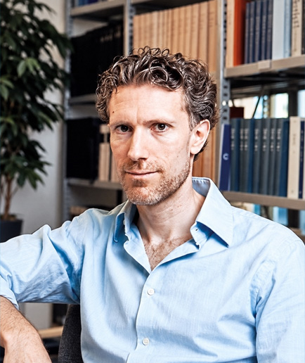 Dr. Eddy Bekkers